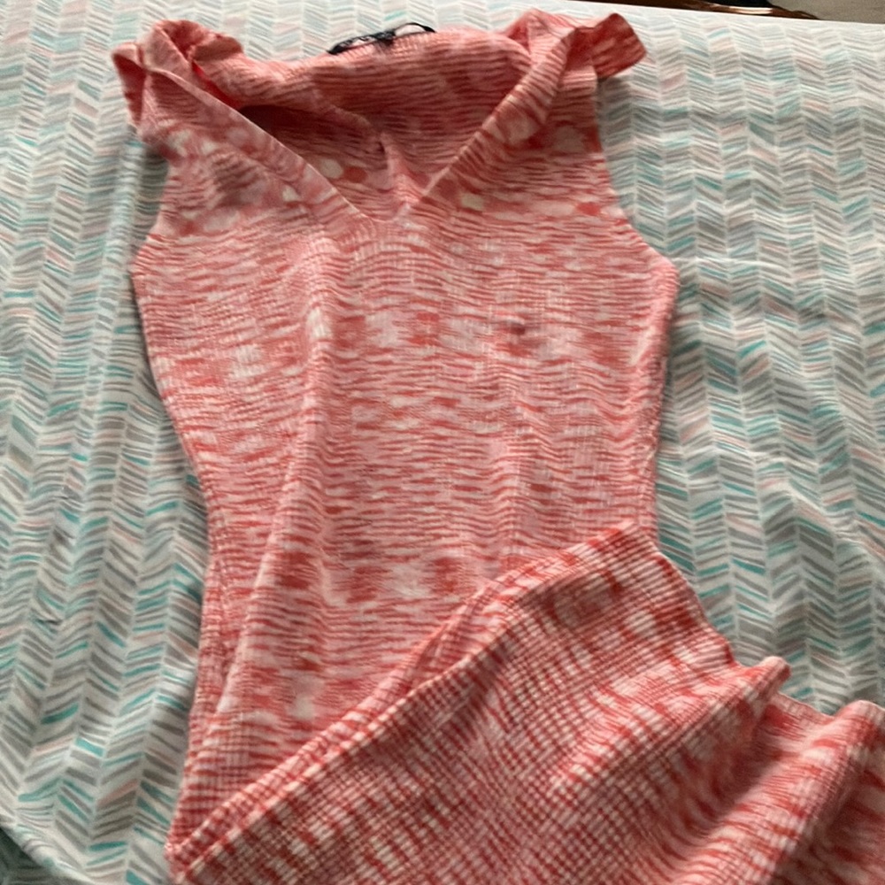 Pinkish orange sweater dress with collar